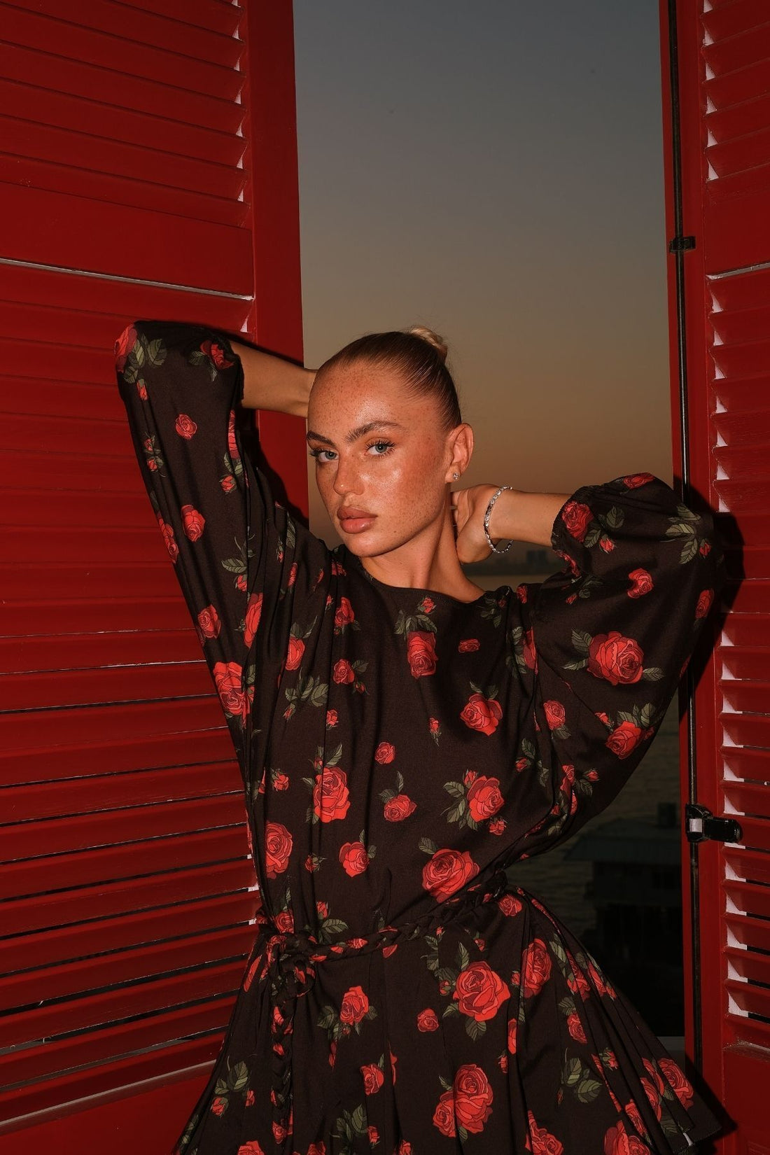 ELORA ÇİÇEK DESENLİ ELBİSE